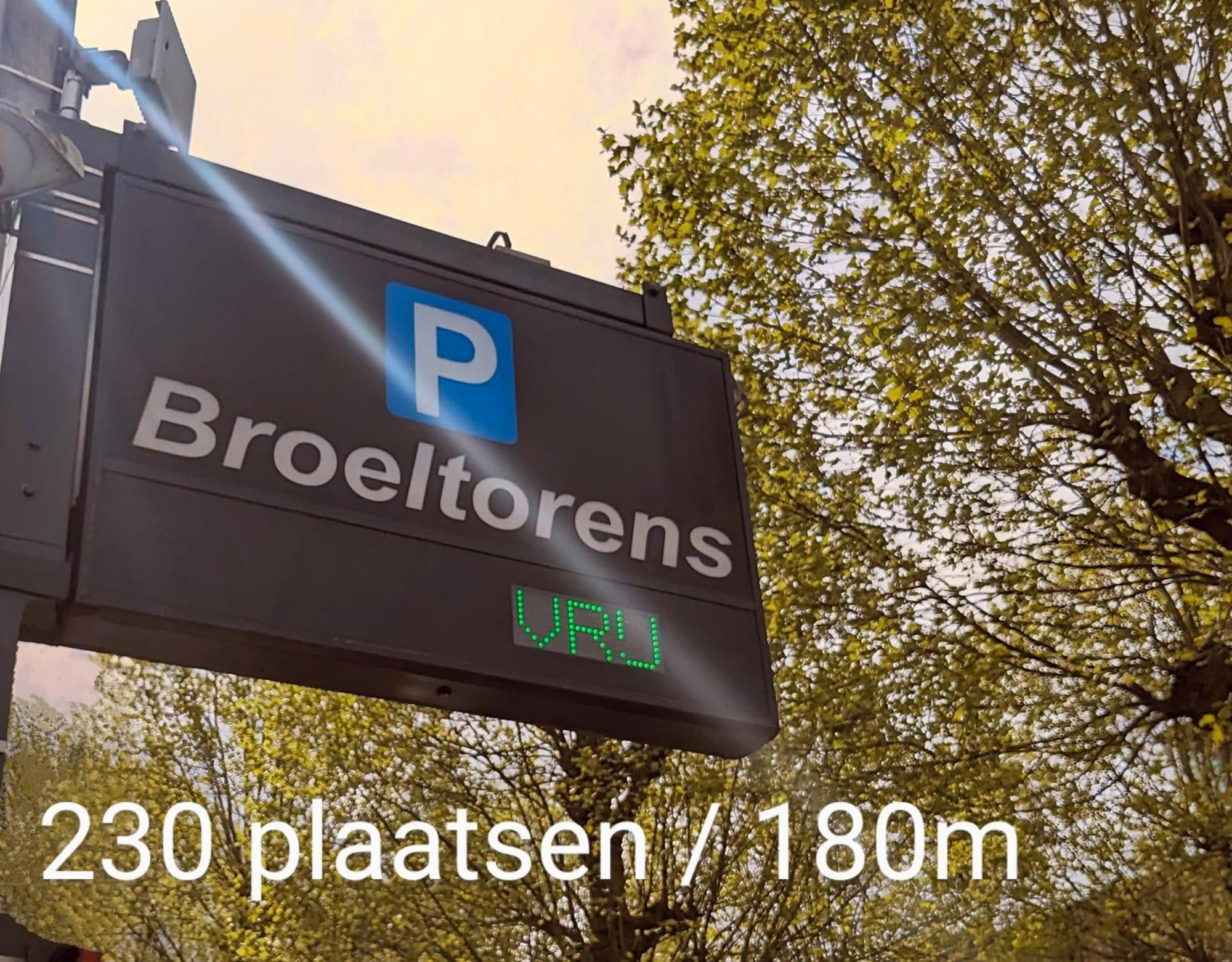 Broel4 Bed & Breakfast Kortrijk Bagian luar foto