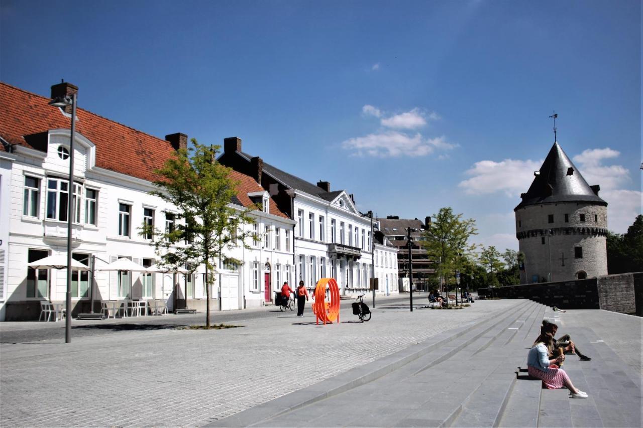 Broel4 Bed & Breakfast Kortrijk Bagian luar foto